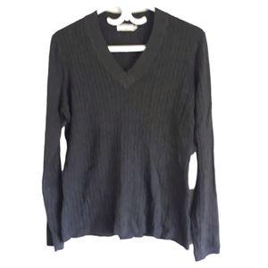 Cable Knit V-Neck Sweater